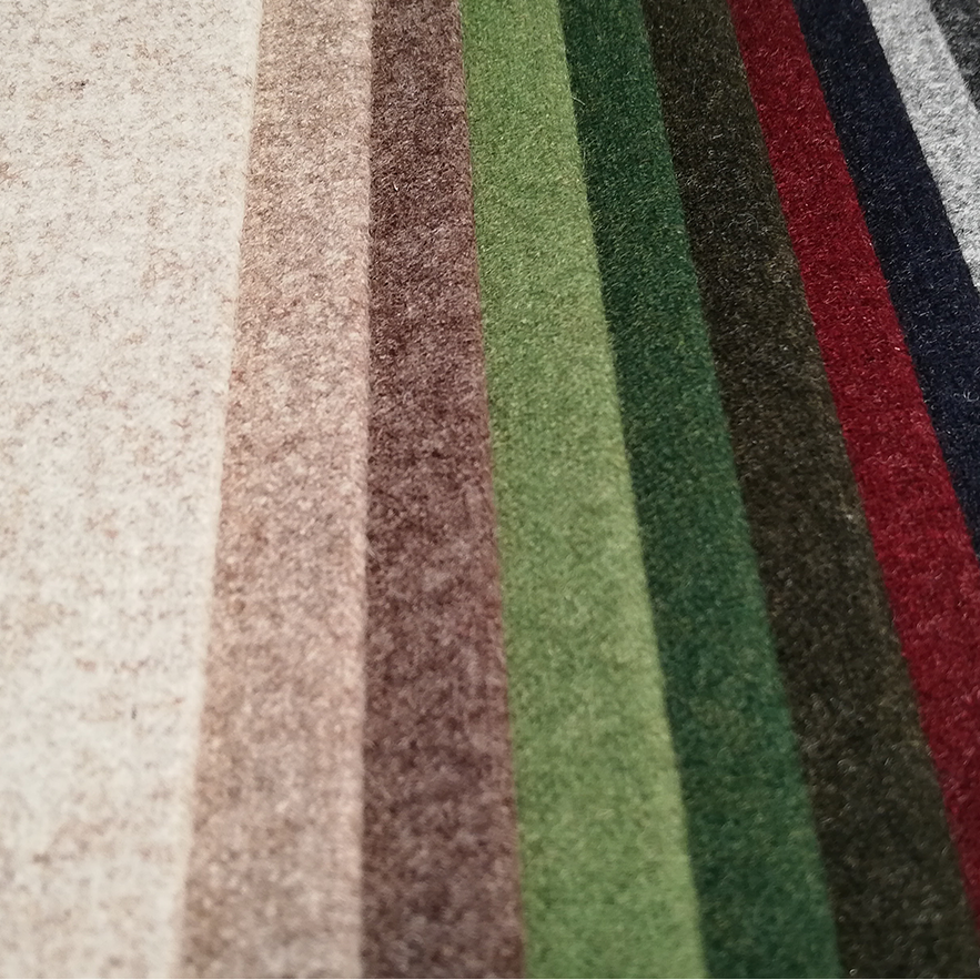 Materialmuster aus Loden in verschiedenen Farben