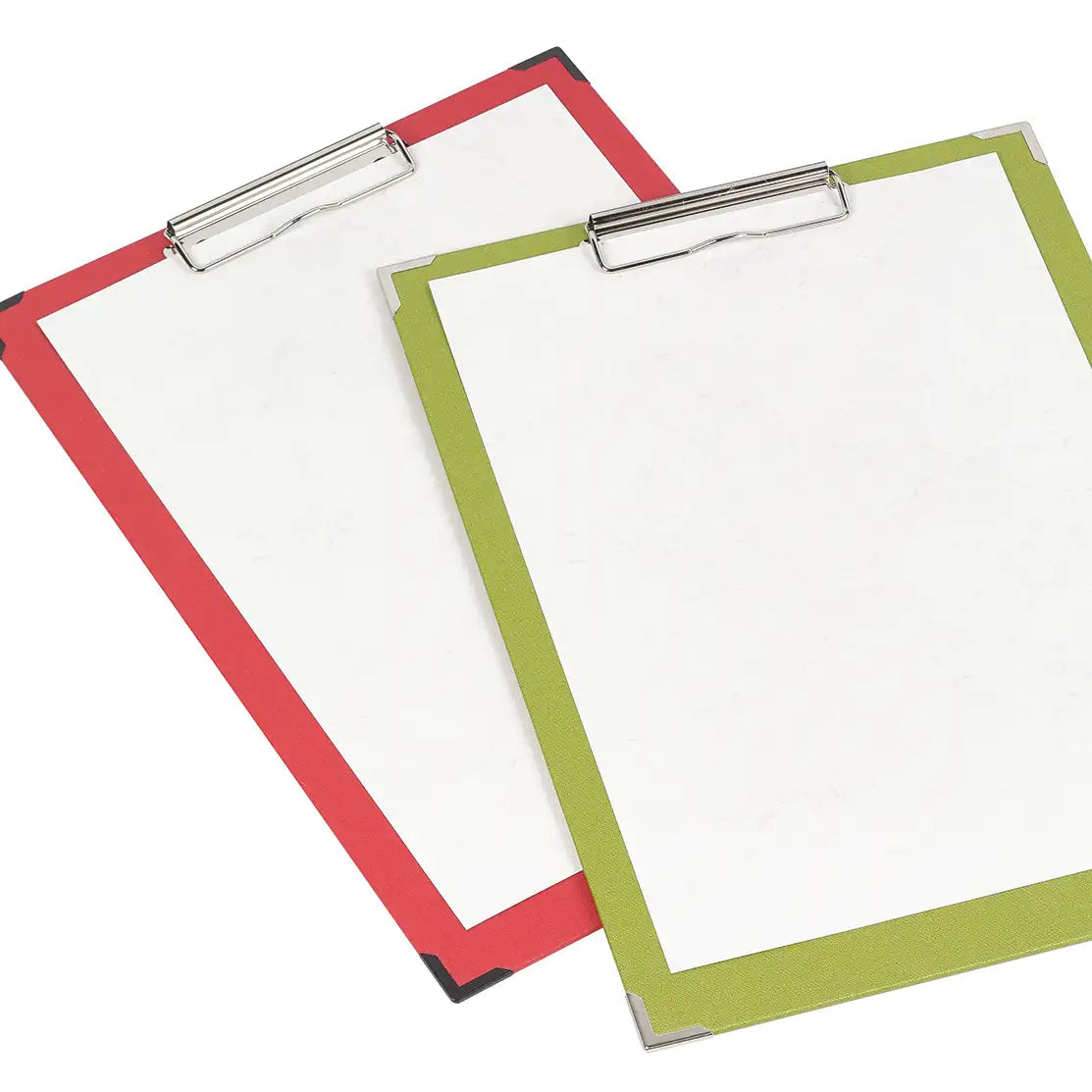 Menüboards aus Buchleinen in den Farben Kiwi und Cherry mit einer Klemmfeder in silber
