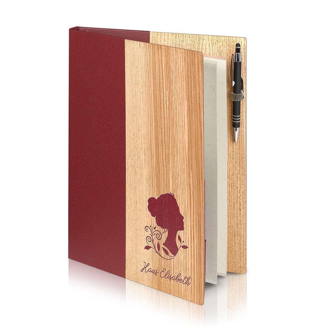 Zimmermappe aus Holz und Buchleinen mit Stiftehalterung und Veredelung auf der Vorderseite